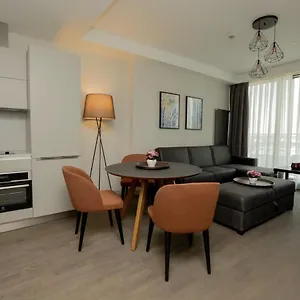 Retro 9 Homes&suites Daire
