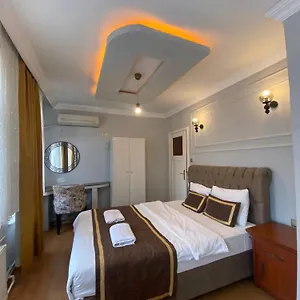 Ramo's Aparatments & Istambul